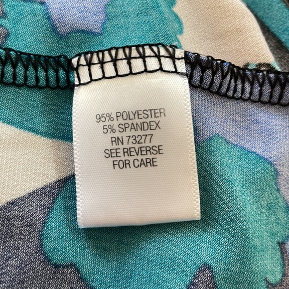 Dana Buchman Women’s blouse, L, light Flowy, good for back to office - Picture 6 of 6